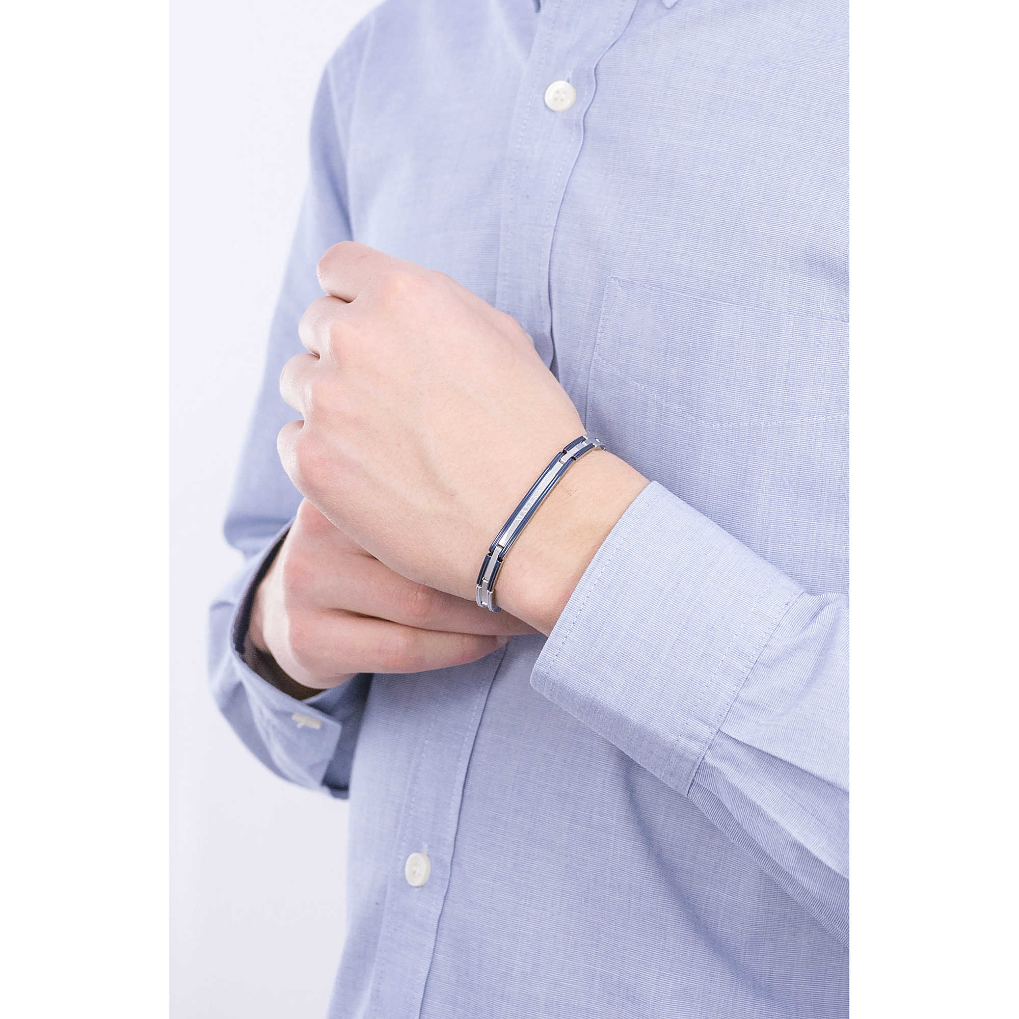 Bracciale uomo in acciaio Maserati - JM121ATK11